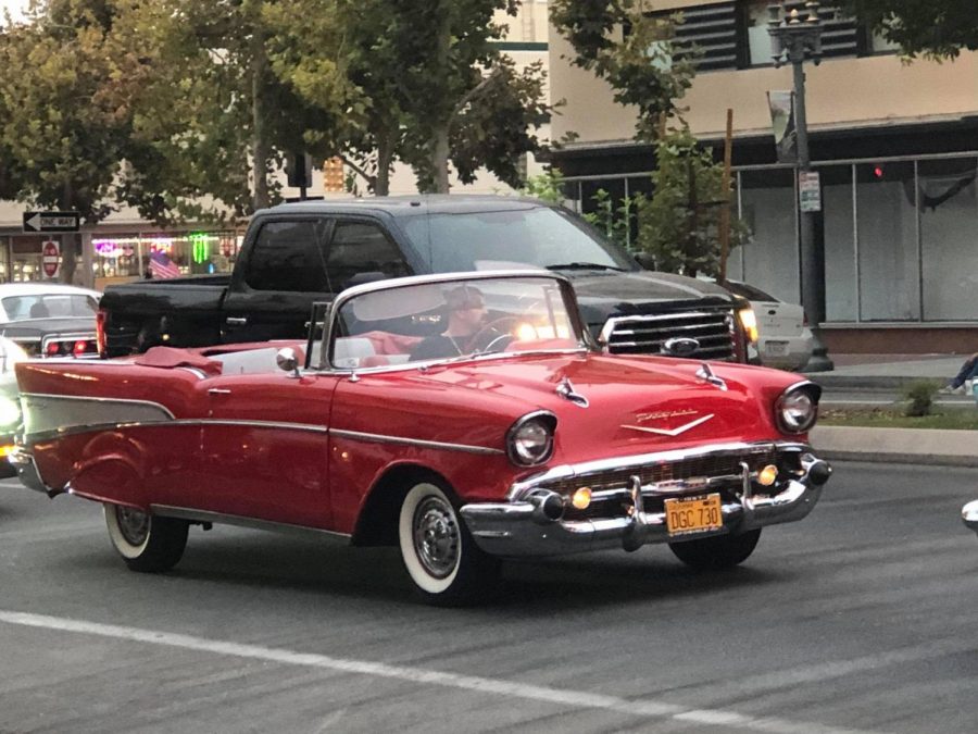 Red+classic+car+cruising+down+Chester+Ave.++during+the+Bakersfield+Downtown+Cruise%2C+Sept.+11.+
