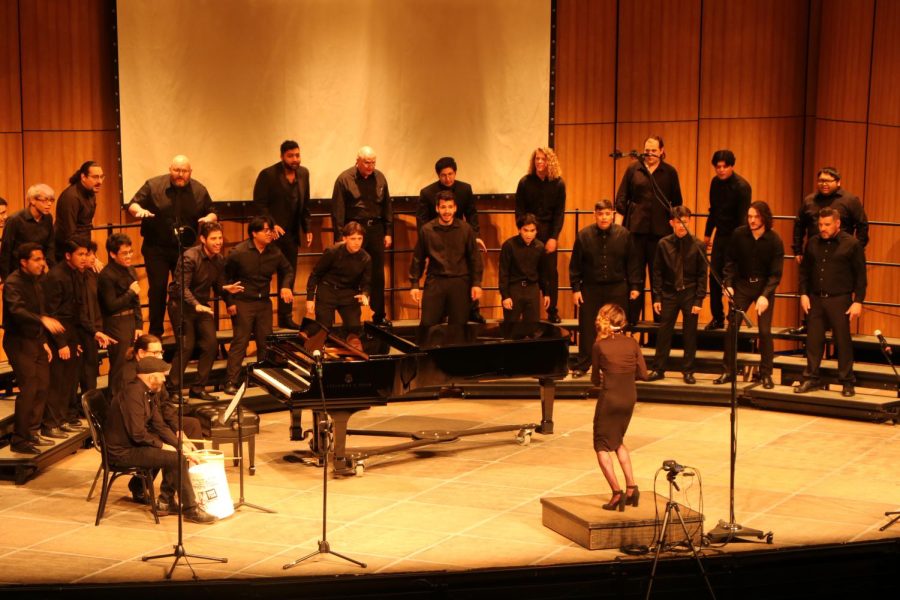 The+members+of+the+choir+concert+singing+Sound+Off%2C+wherein+various+members+of+the+choir+would+enthusiastically+dance+before+their+other+fellow+artists+joined+in+all+together.